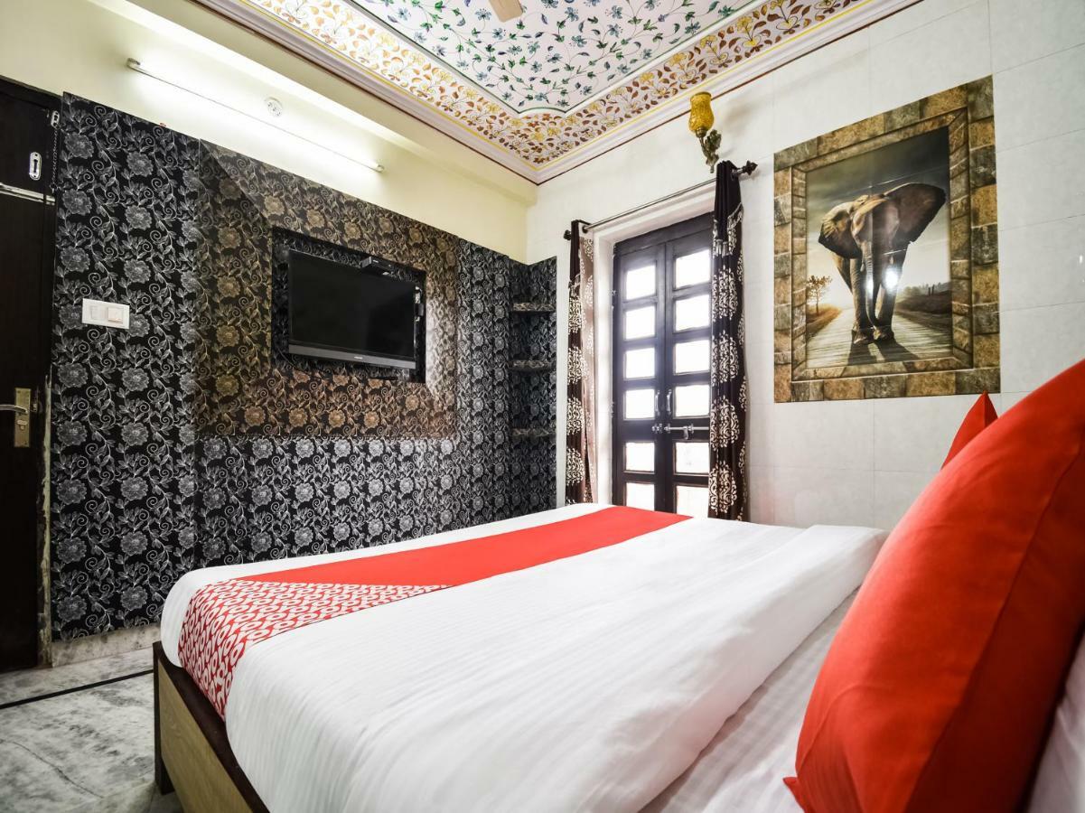 Oyo 48665 Kesar Palace Amer Экстерьер фото