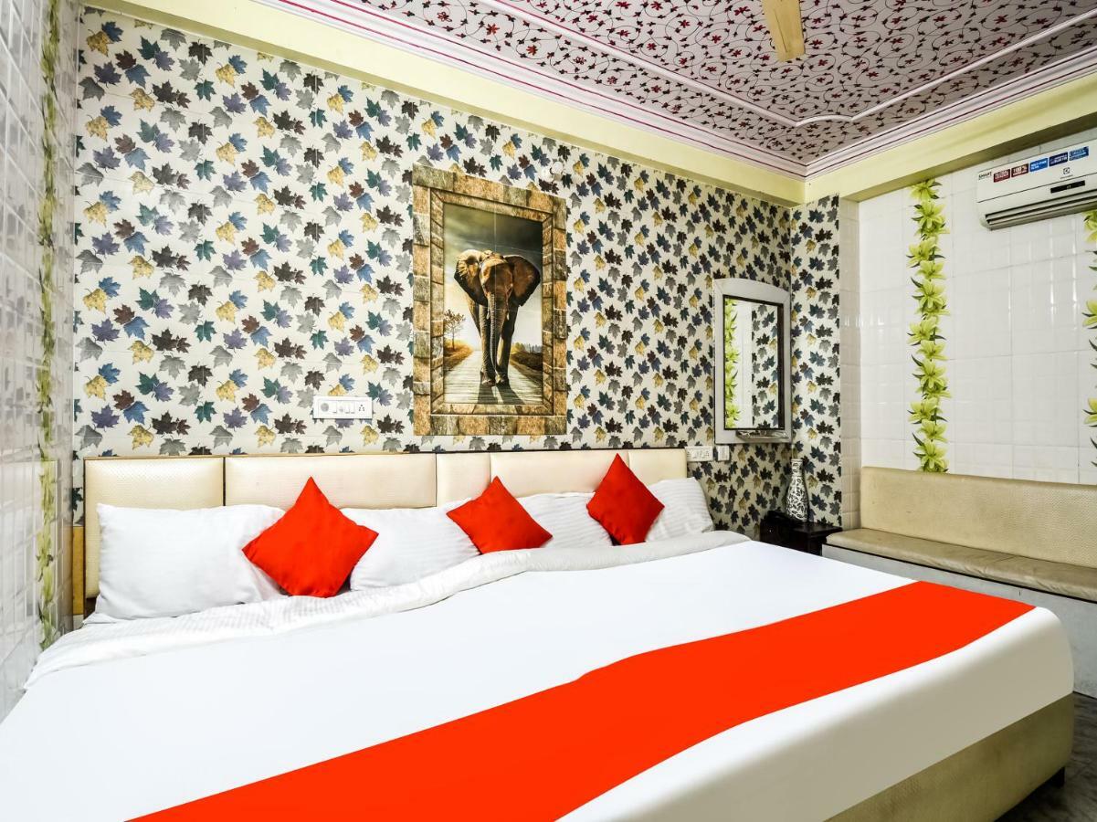 Oyo 48665 Kesar Palace Amer Экстерьер фото