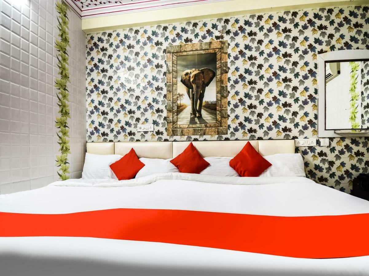 Oyo 48665 Kesar Palace Amer Экстерьер фото