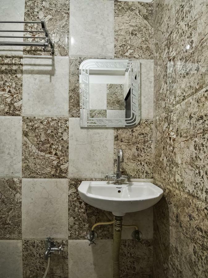 Oyo 48665 Kesar Palace Amer Экстерьер фото